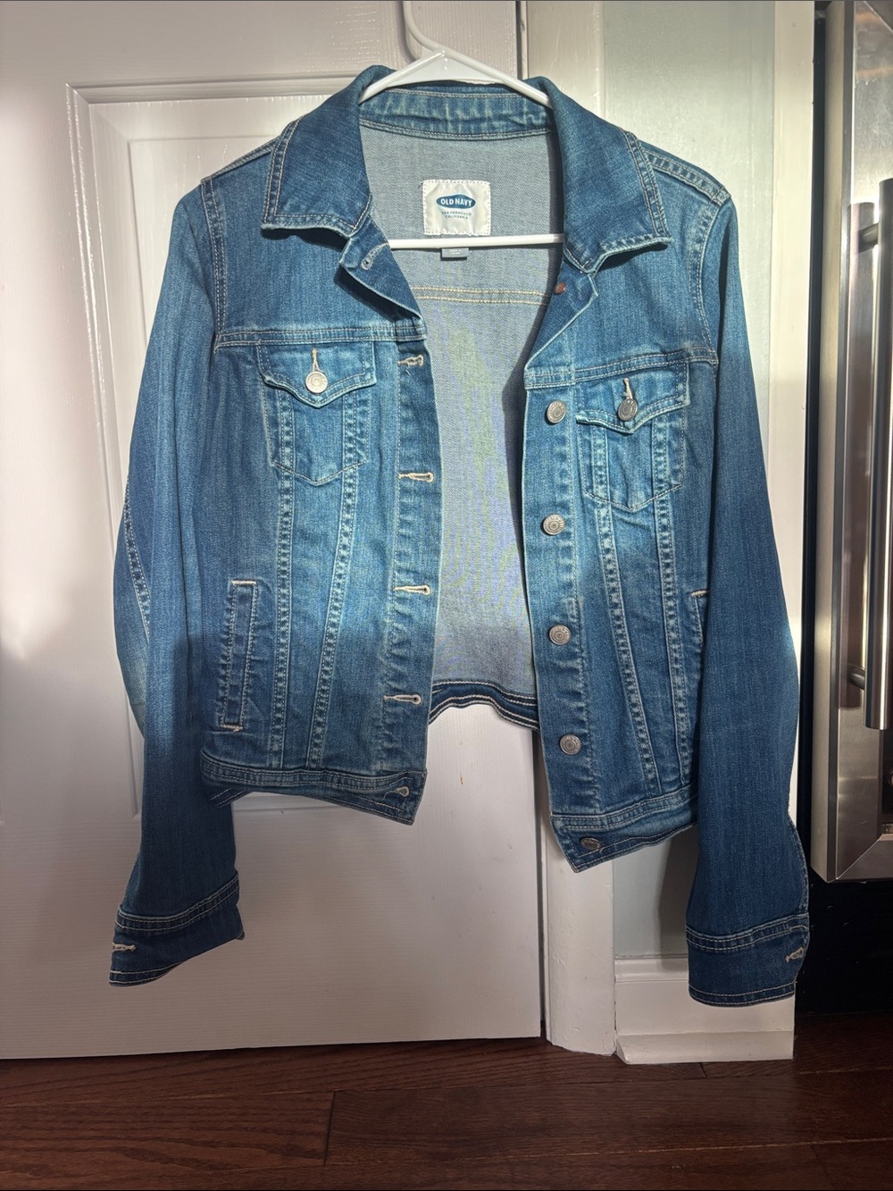 Old Navy Women's Medium Wash Jean Jacket - Blue